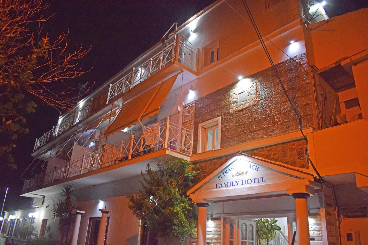 Petrakis Beach 레프킴미 외부 사진